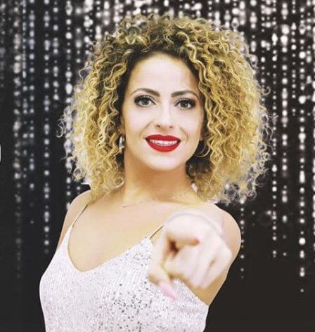 BISIGNANO: LUCIA AMODIO BISIGNANESE NEL CORPO DI BALLO DEL CAPODANNO DI RAIUNO BISIGNANO: LUCIA AMODIO BISIGNANESE NEL CORPO DI BALLO DEL CAPODANNO DI RAIUNO