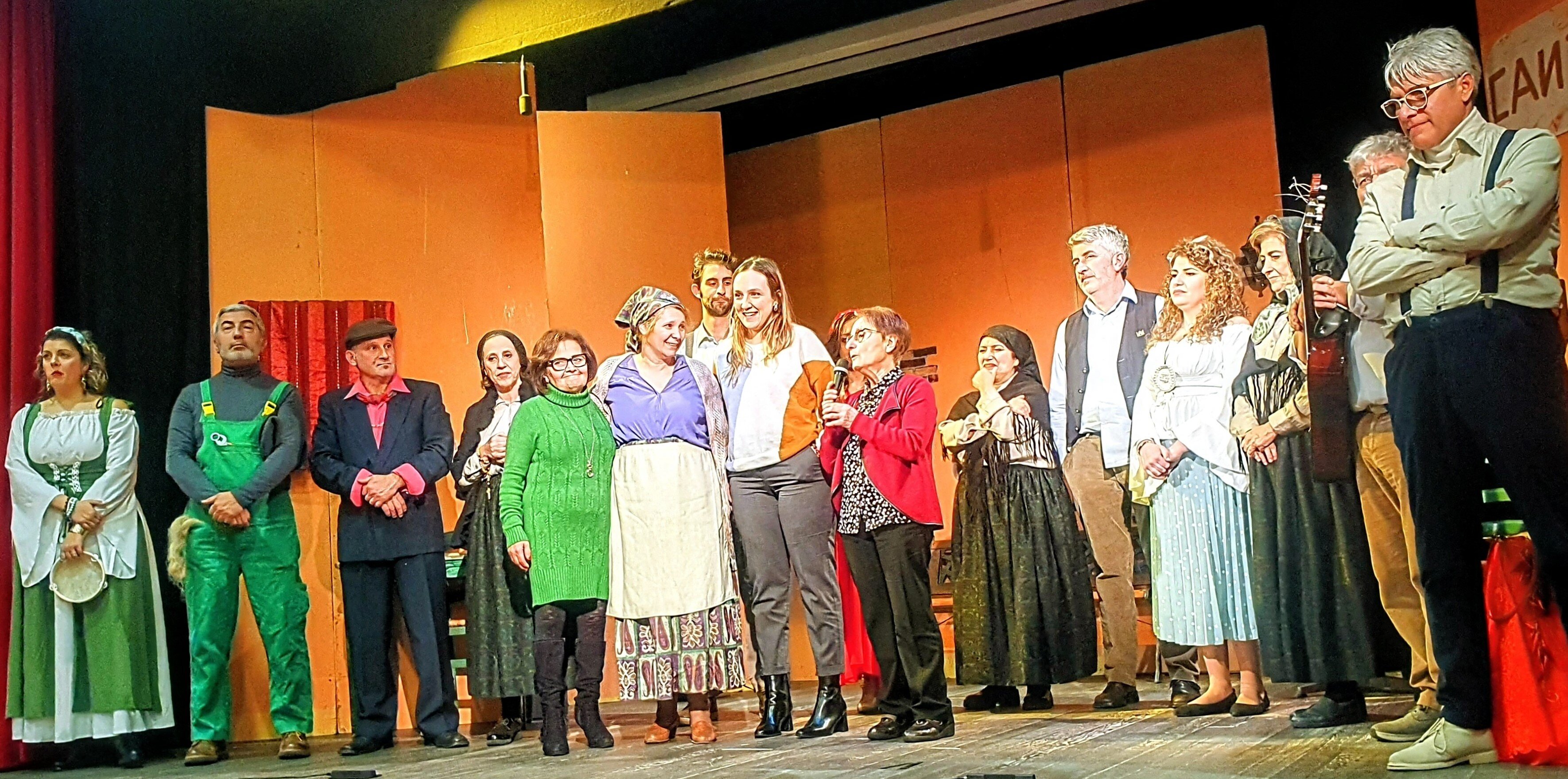 L&rsquo;ASSOCIAZIONE &ldquo;IL SORRISO&rdquo; CON IL TEATRO ED IL COMUNE A SERVIZIO DEL BENE E DELLA DIGNITA&rsquo; DEI PIU&rsquo; DEBOLI, DEI PIU&rsquo; INDIFESI E DEI PIU&rsquo; PICCOLI