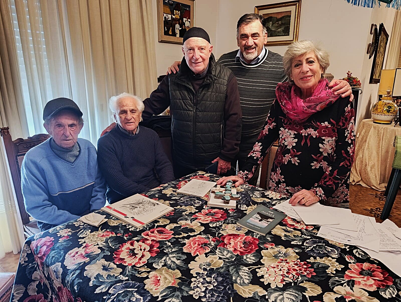 PAOLA: UNA GIORNATA DA RACCONTARE “IL POETA ERNESTO CARNEVALE” PAOLA: UNA GIORNATA DA RACCONTARE “IL POETA ERNESTO CARNEVALE”