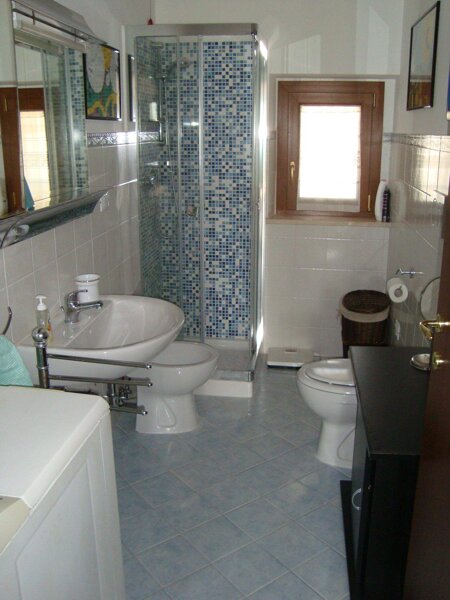 9bf27300-09b5-457d-8a6c-4165954fc18f