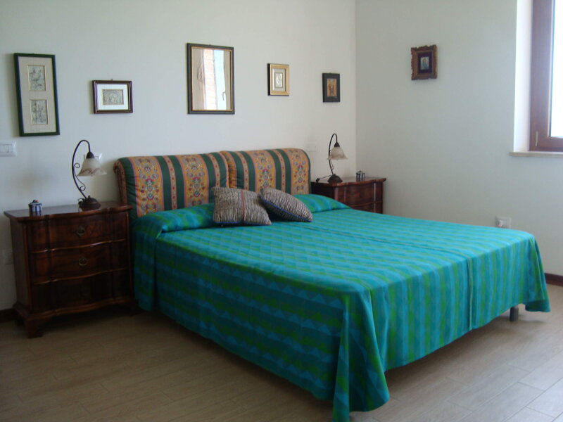 0ea35ad1-e83c-4c1f-bc70-57db79a3dab9