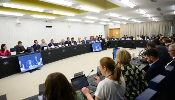 16-06-2025 Ghiglia: "Gi&ugrave; le mani dall&rsquo;AI Act"- AIFORBUSINESS