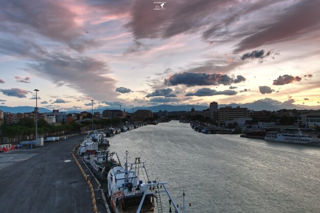 c2ab253f-3884-4d4d-8fbc-114e47645c93 c2ab253f-3884-4d4d-8fbc-114e47645c93