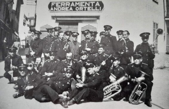 b17ff1b8-f4c7-40f7-a48d-8c3c24b2b65a