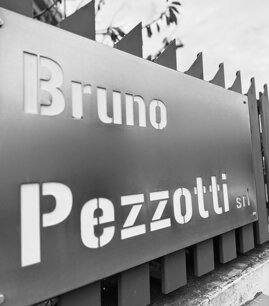 c9310061-44a2-4787-a6b0-048222a0456e c9310061-44a2-4787-a6b0-048222a0456e