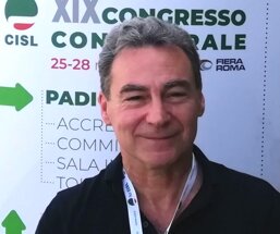 0ec27ab1-e940-4415-ae59-2a77d3c5b049