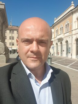 1ea8af2a-6911-48f6-a362-ba76403e4600