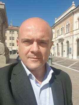 1ea8af2a-6911-48f6-a362-ba76403e4600