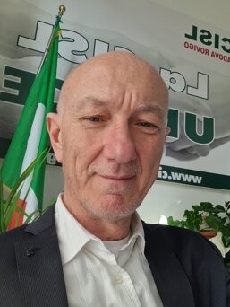 6a129b5a-3769-4327-91ff-f69fb1ac8772