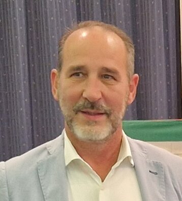 2aae4d5f-5463-4627-ae5c-a0bfb2706fdf