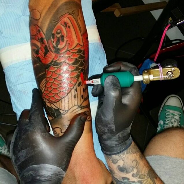 a940bd66-828e-4ef8-8975-eeff7bf5f19f