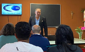 1e53e051-37d6-4f91-b3b2-9a06e0d44da3 1e53e051-37d6-4f91-b3b2-9a06e0d44da3