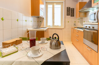 claudia%20roma_-13.jpeg claudia%20roma_-13.jpeg