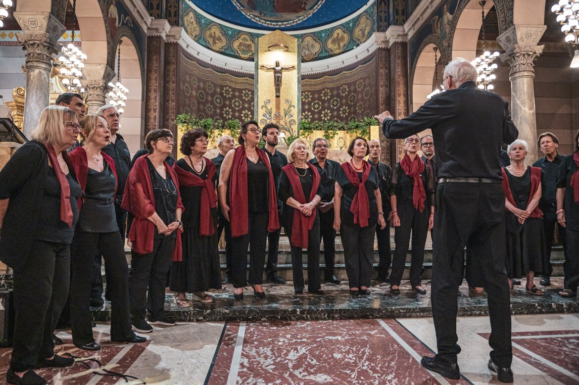 d549a708-f76a-4799-bdc8-9a036717a30d