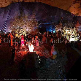 Panoramica della sala con la natività di Gesù