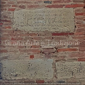 L'epigrafe che ricorda la peste del 1630 L'epigrafe che ricorda la peste del 1630