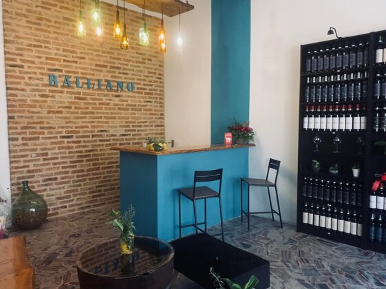 dacc5c3e-6f96-41e2-83a9-6d2ed606975e