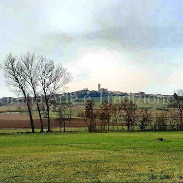 Veduta di Grana dalla valle dell'omonimo torrente Veduta di Grana dalla valle dell'omonimo torrente