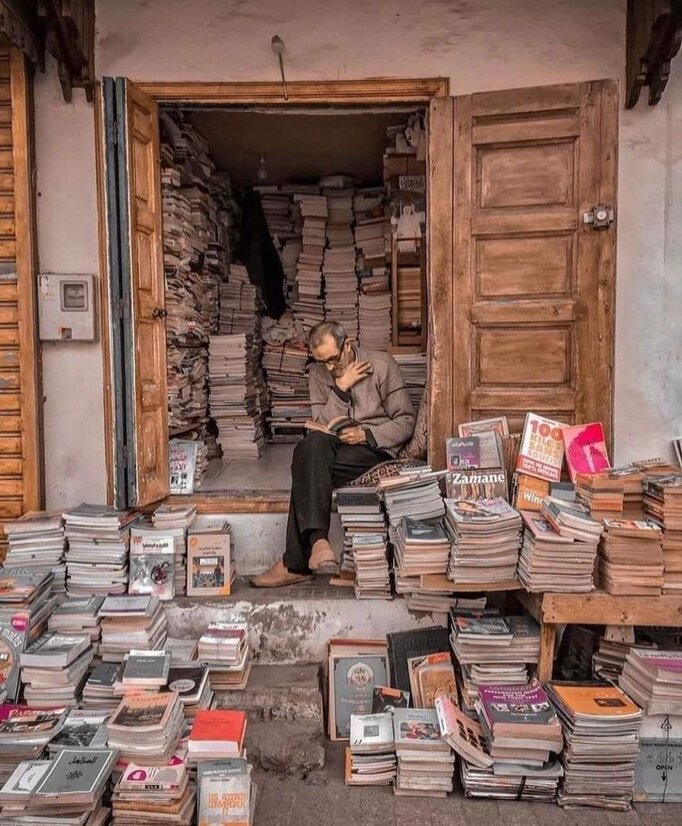 15894725-84de-4daf-9e10-783ad3892a11 15894725-84de-4daf-9e10-783ad3892a11