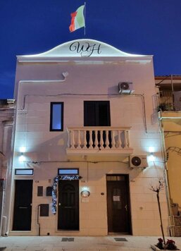 89957332-01d4-4523-892d-641d3d06c3f5