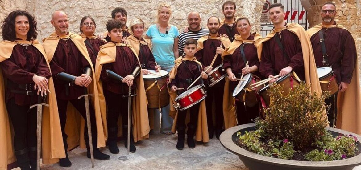 La troupe di Eden (La7) ospite degli Avium Sodalitas al Castello De Falconibus - 8 giugno 2024
