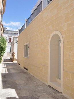 41304693-585a-4ca8-9705-ca6de750044b