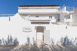 ca4d97f3-4363-4061-85d3-f24039e08881