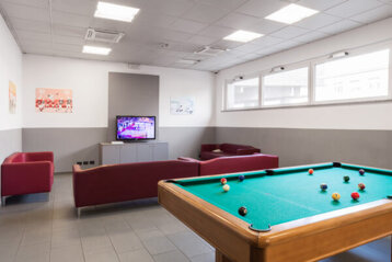 853b8615-941a-4461-945d-48894d74026f