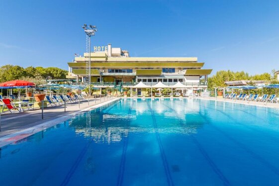 36a2d8f8-42a8-478c-b8b1-48be77391994