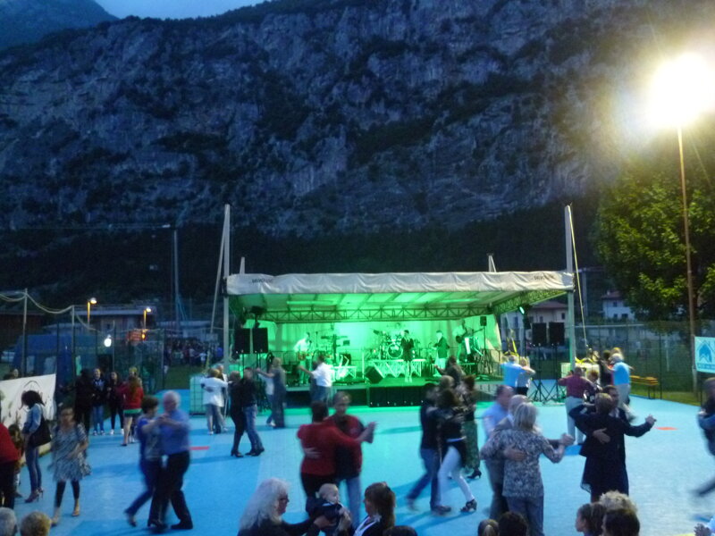SERATA DANZANTE CON L'ORCHESTRA 