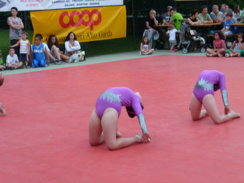 SAGRA S.ANTONIO 2013 - ESIBIZIONE TWIRLING ALTO GARDA