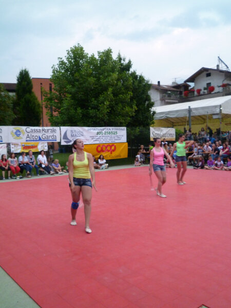 SAGRA S.ANTONIO 2013 - ESIBIZIONE TWIRLING ALTO GARDA