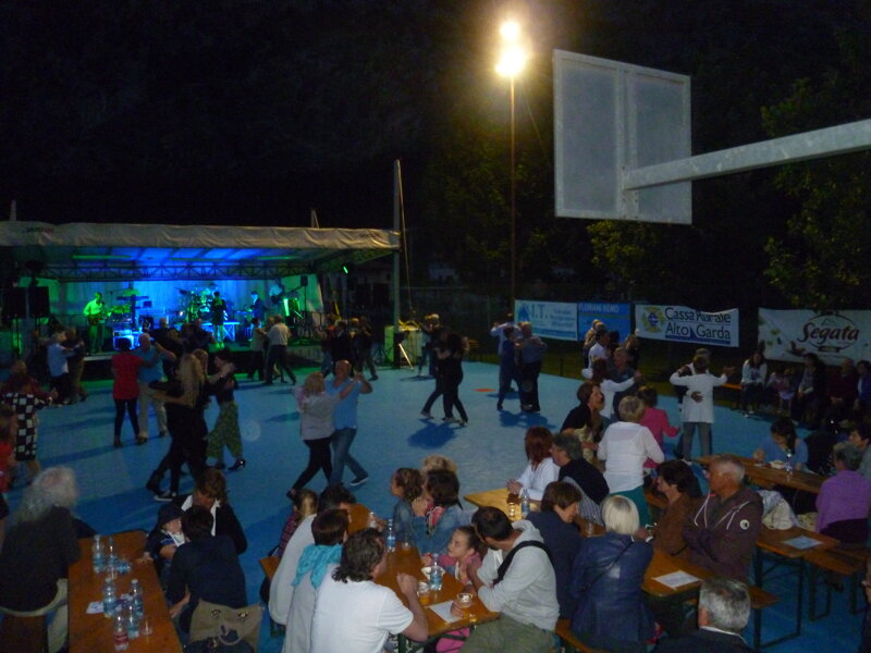 SERATA DANZANTE CON L'ORCHESTRA 