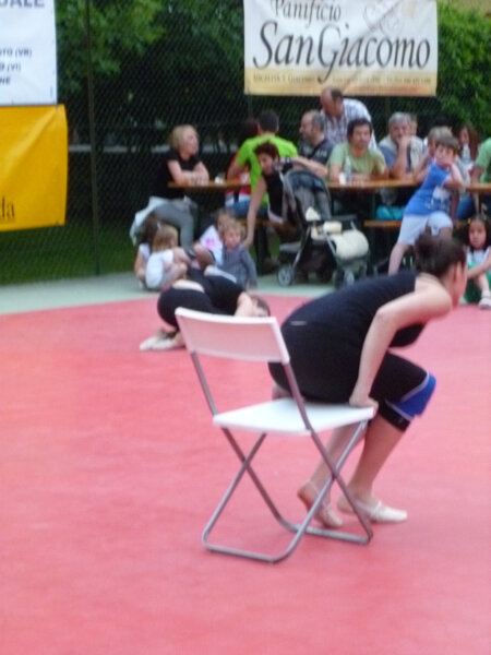 SAGRA S.ANTONIO 2013 - ESIBIZIONE TWIRLING ALTO GARDA