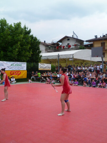 SAGRA S.ANTONIO 2013 - ESIBIZIONE TWIRLING ALTO GARDA