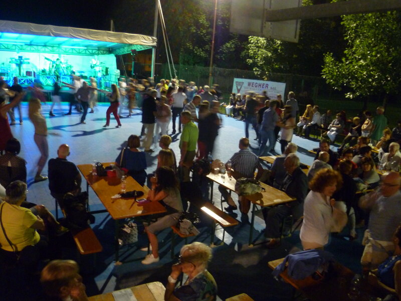 SERATE DANZANTI CON L'ORCHESTRA 