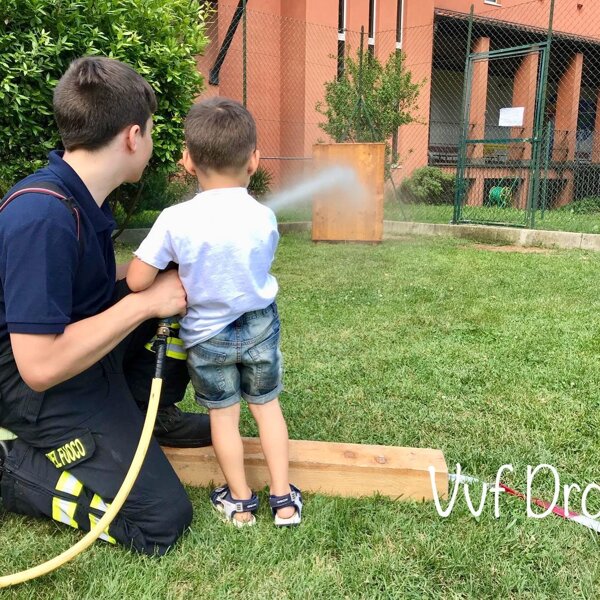 SAGRA S.ANTONIO DA PADOVA - DRO -2019 - POMPIERI DRO : ESPOSIZIONE MEZZI E MANOVRE ALLIEVI SAGRA S.ANTONIO DA PADOVA - DRO -2019 - POMPIERI DRO : ESPOSIZIONE MEZZI E MANOVRE ALLIEVI