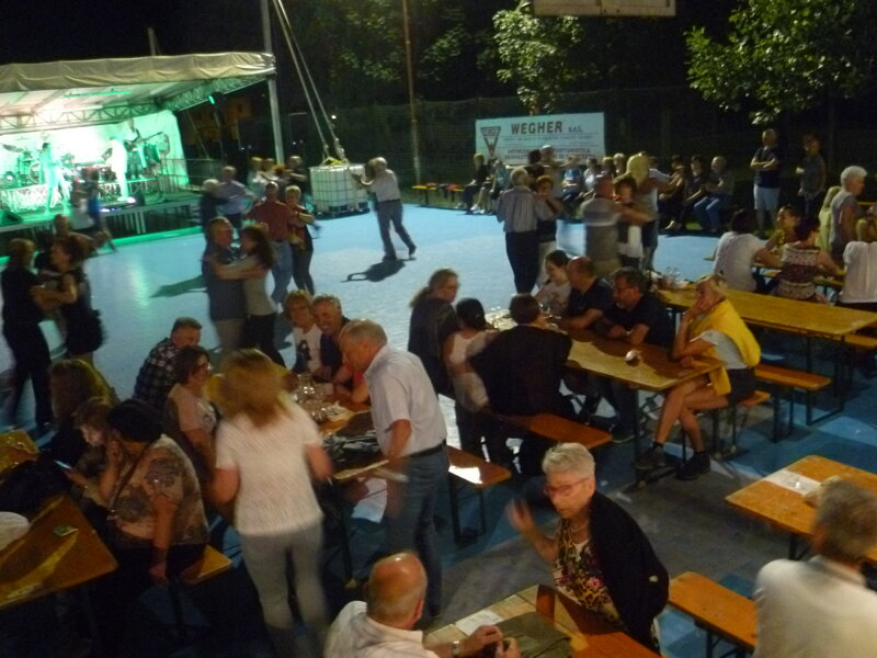 SERATE DANZANTI CON L'ORCHESTRA 