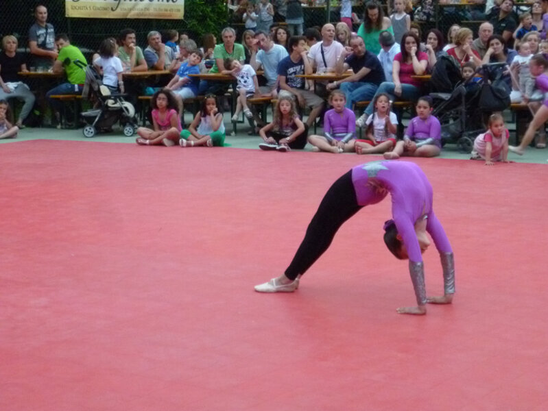 SAGRA S.ANTONIO 2013 - ESIBIZIONE TWIRLING ALTO GARDA