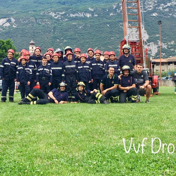 SAGRA S.ANTONIO DA PADOVA - DRO -2019 - POMPIERI DRO : ESPOSIZIONE MEZZI E MANOVRE ALLIEVI SAGRA S.ANTONIO DA PADOVA - DRO -2019 - POMPIERI DRO : ESPOSIZIONE MEZZI E MANOVRE ALLIEVI