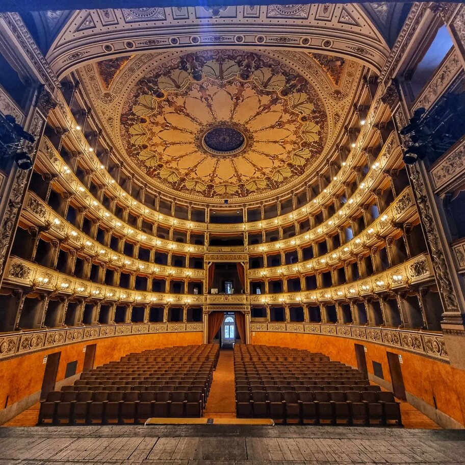 2f6c48ba-4222-46a7-bee0-999daf8cc184