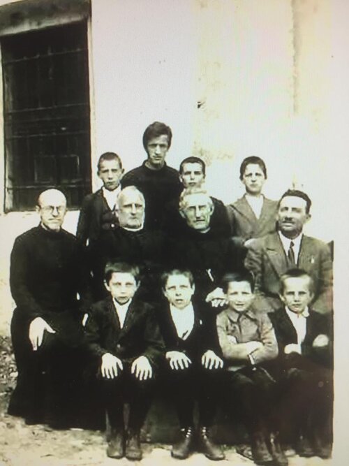 21b4b0d3-b221-41c7-a677-bc49f12a9a84 21b4b0d3-b221-41c7-a677-bc49f12a9a84