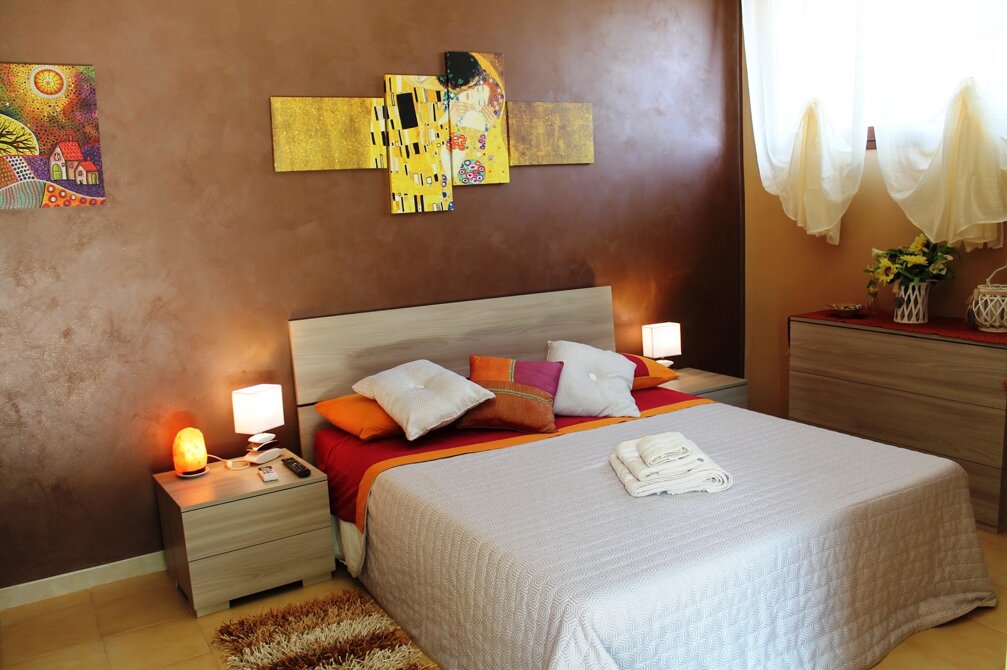 28884_f21fabb21e85d22a4b420450d68663df1472a498