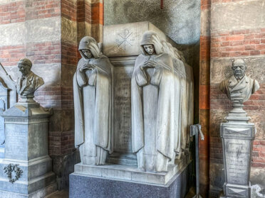 Monumento Sommaruga Faini