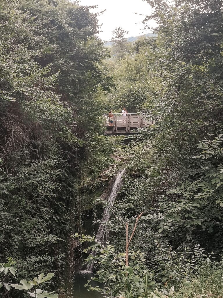 grotte-del-caglieron-percorso-768x1024