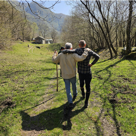 domenica al villaggio senza scritte