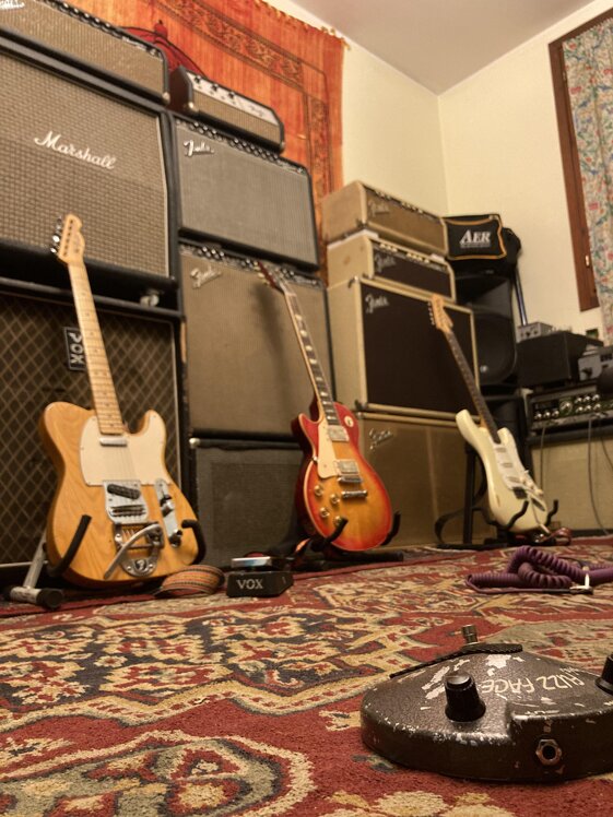 17c59c30-2d60-428b-9d3b-47be7b722247 17c59c30-2d60-428b-9d3b-47be7b722247