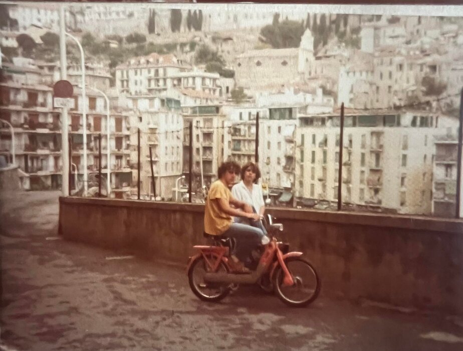 06b16958-97a9-4537-afcf-c433abec616f 06b16958-97a9-4537-afcf-c433abec616f