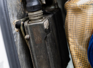 220f12a6-ad48-49e5-9afb-fd83751ef106