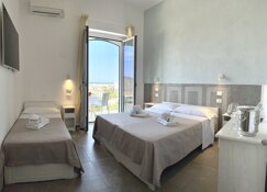 8e3fef26-612d-4f25-adc1-8e462aa2d15f